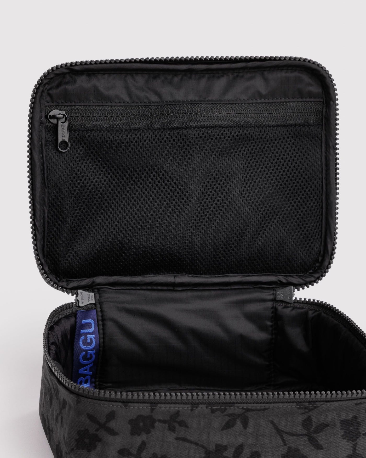 Small Cosmetic Case B9