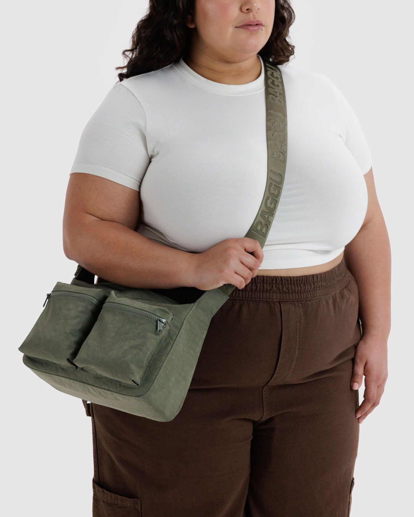 Medium Cargo Crossbody O4