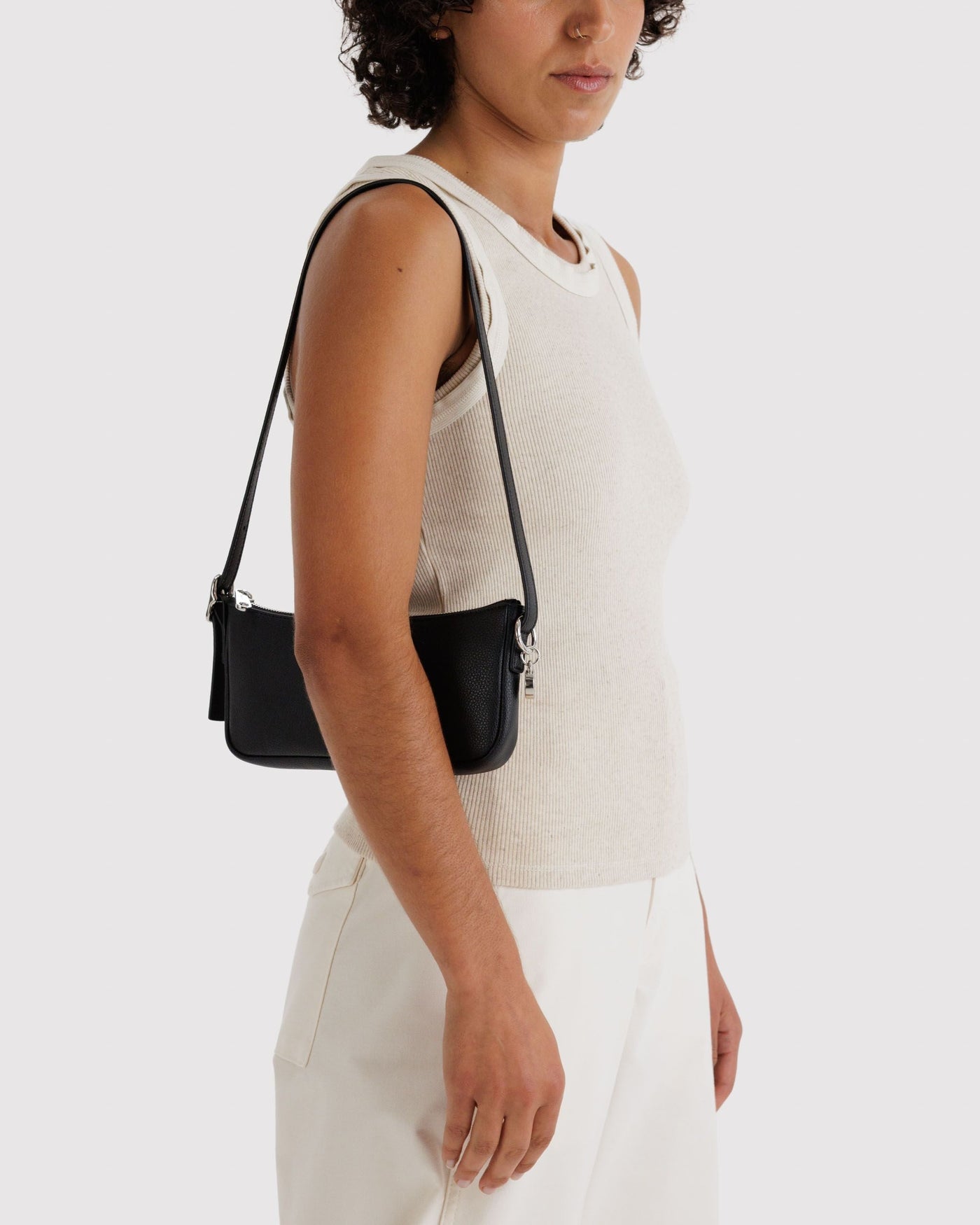 Recycled Leather Pochette K4