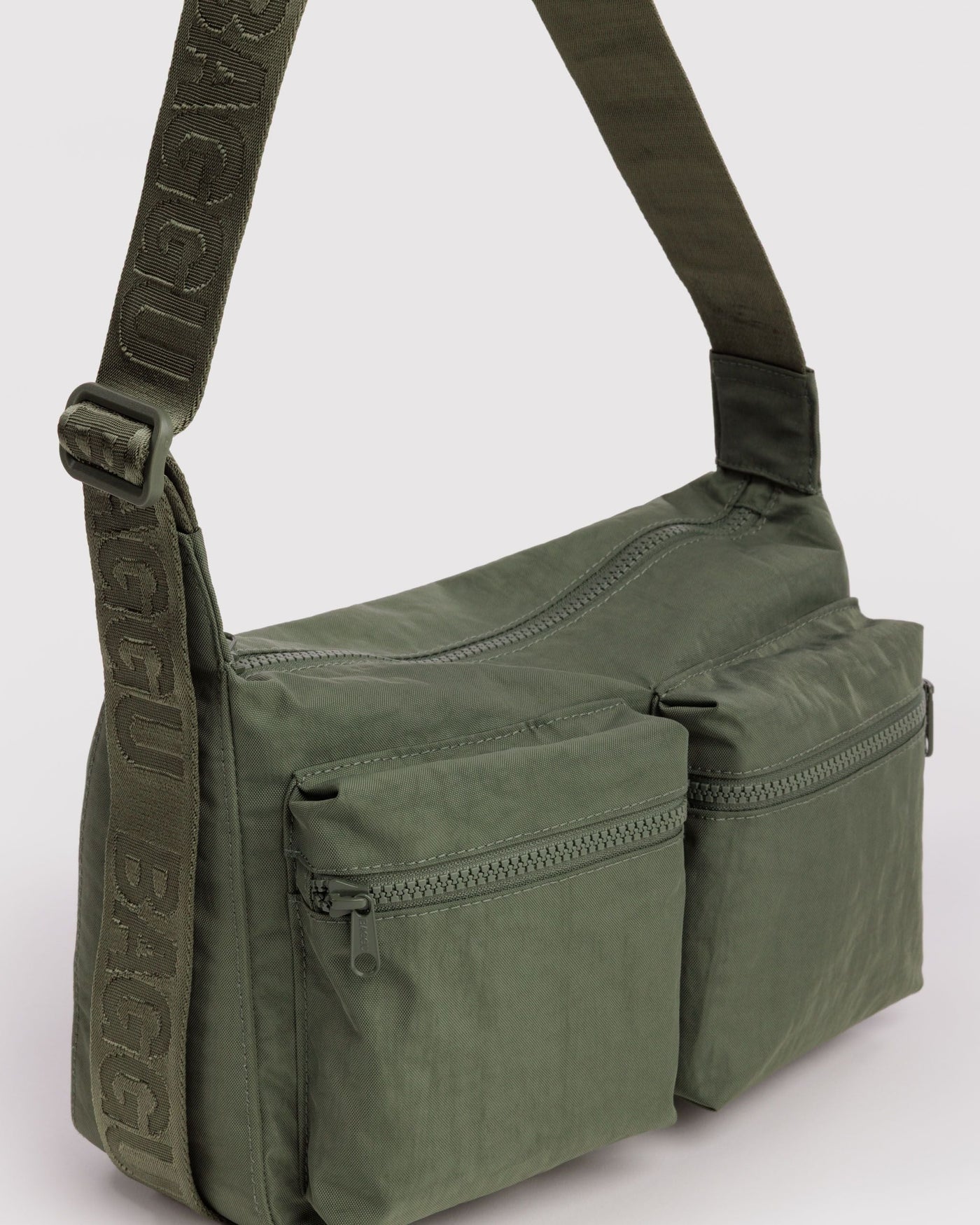 Medium Cargo Crossbody O4